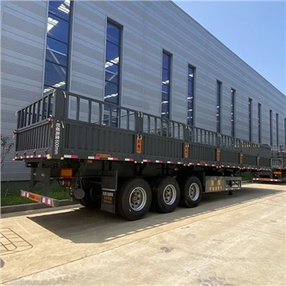 Semirreboque Cerca de 3 Eixos