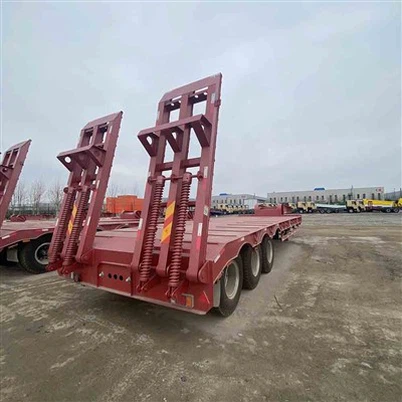 Reboque Lowboy de 40 toneladas